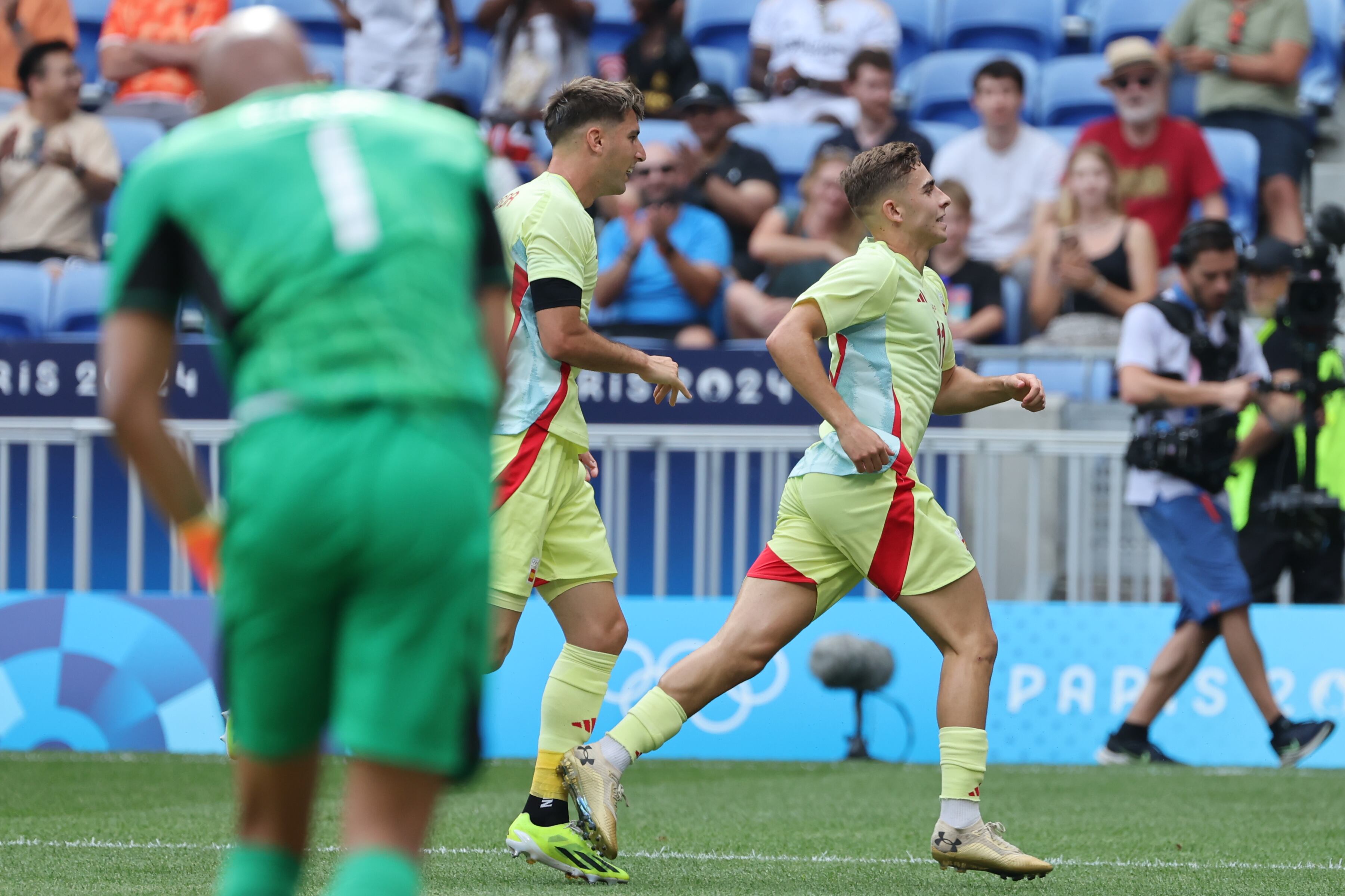 Fermín López celebra su gol frente a Japón