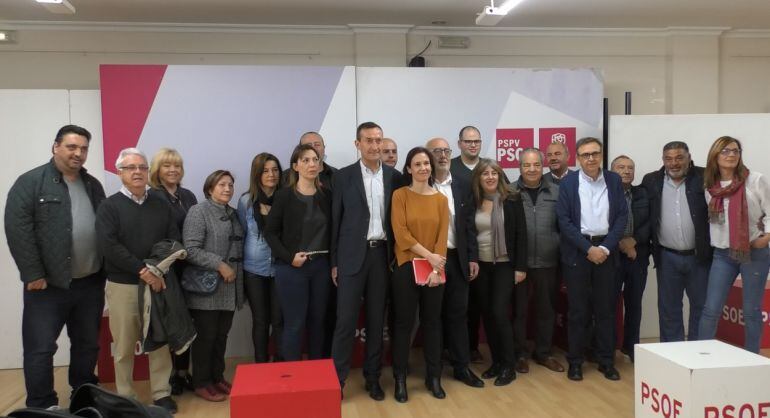 Ana Arabid presenta su candidatura