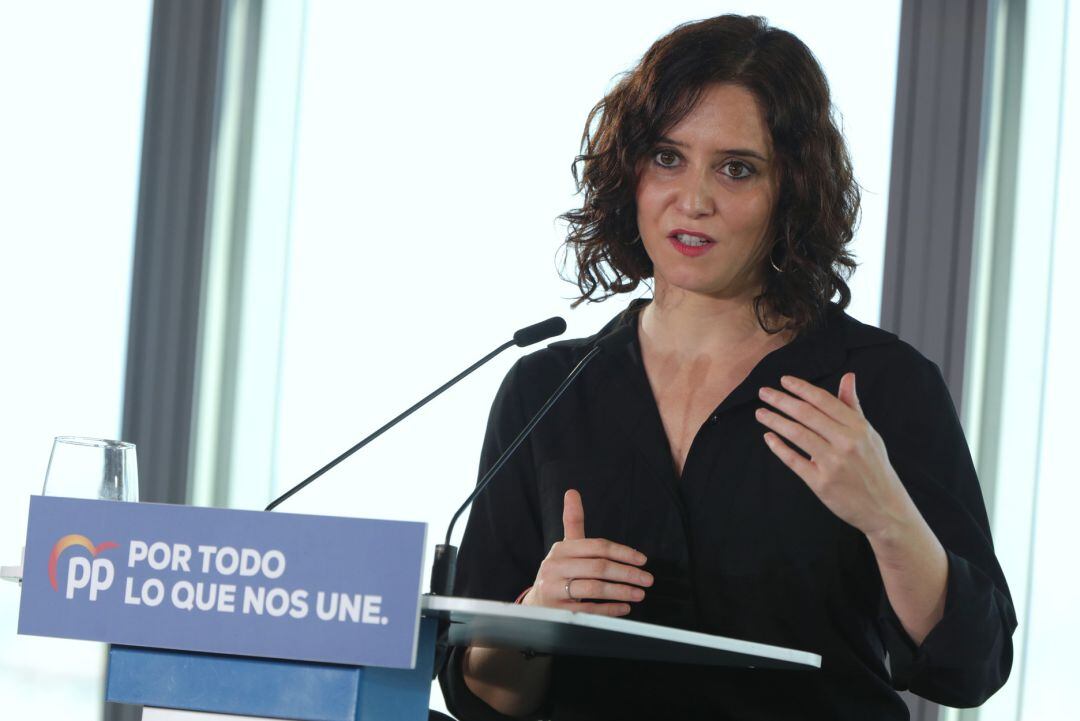La presidenta de la Comunidad de Madrid, Isabel Díaz-Ayuso (PP), interviene en un acto durante una visita al proyecto de Madrid Norte, en Madrid (España), a 3 de noviembre de 2019.