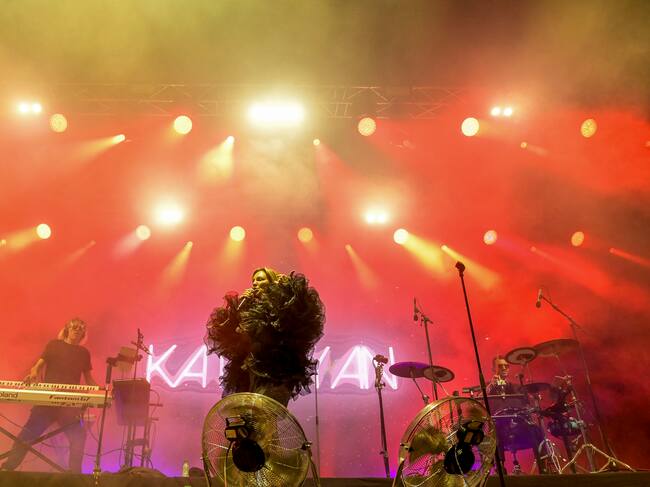 La cantante belga Kate Ryan durante el concierto de las fiestas de María Pita. EFE/Moncho Fuentes