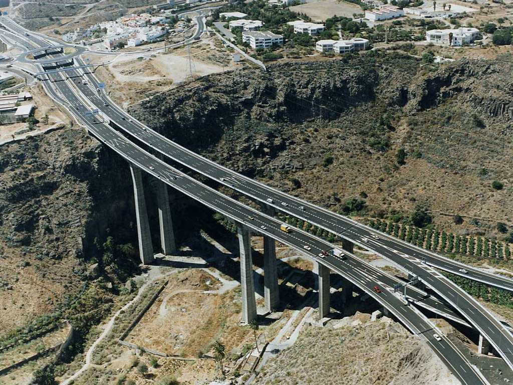 Viaducto sobre el Guiniguada