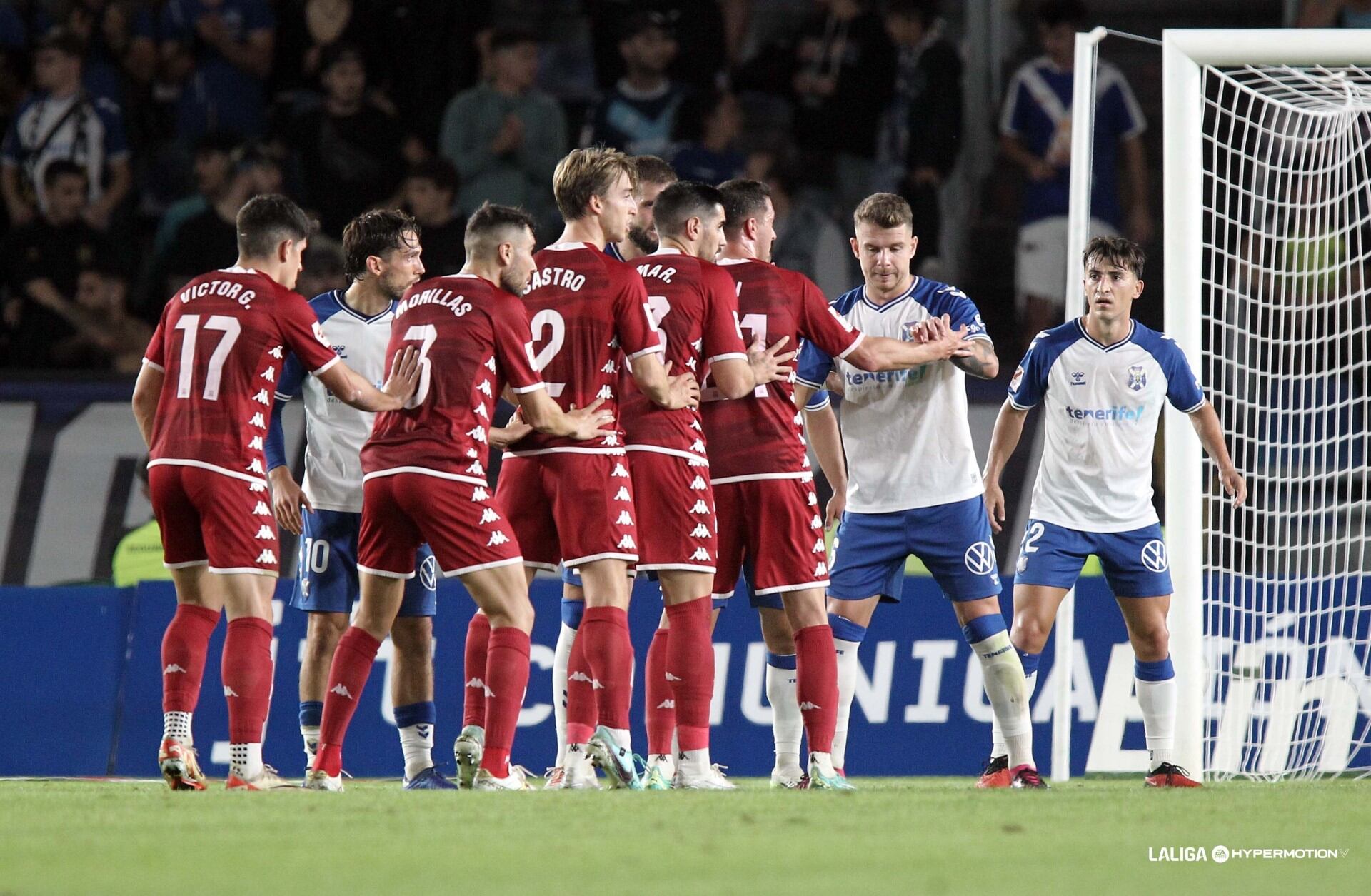 Imagen del Tenerife-Alcorcón de la primera vuelta en el Heliodoro con triunfo 1-0 de los blanquiazules.