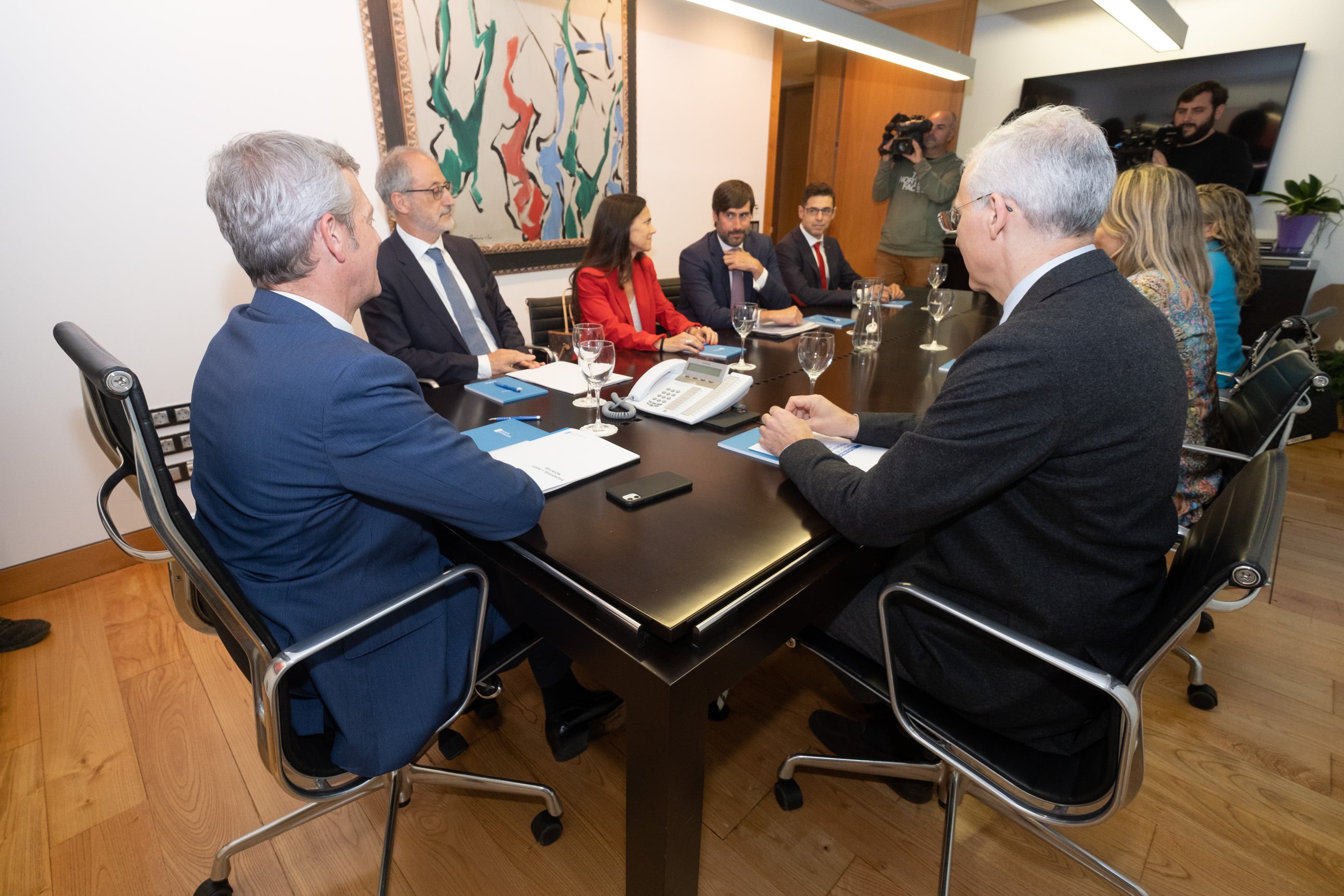 Alfonso Rueda y Francisco Conde se han reunido con representantes de Reganosa y EDP Renovables