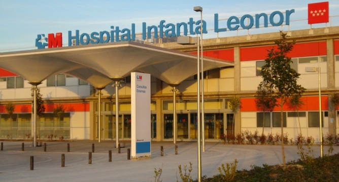 Imagen de la facha central del Hospital Infanta Leonor en Vallecas