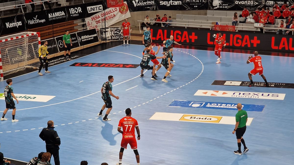 José Nolasco explica las claves en la previa del partido del Bada Huesca