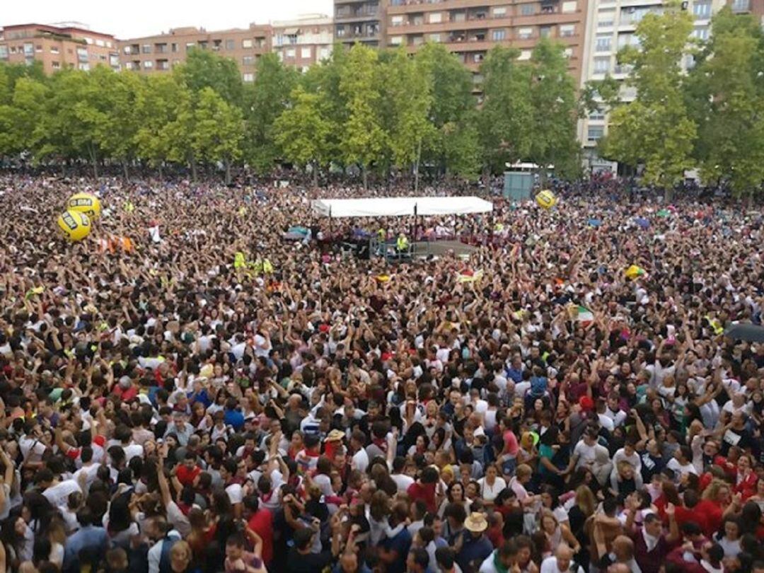 Lanzamiento del cohete en las fiestas mateas