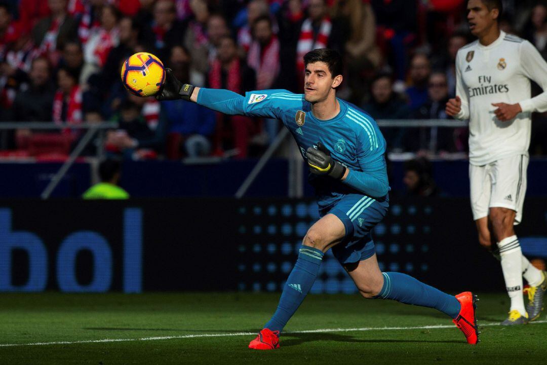 Thibaut Courtois, en el derbi del metropolitano.