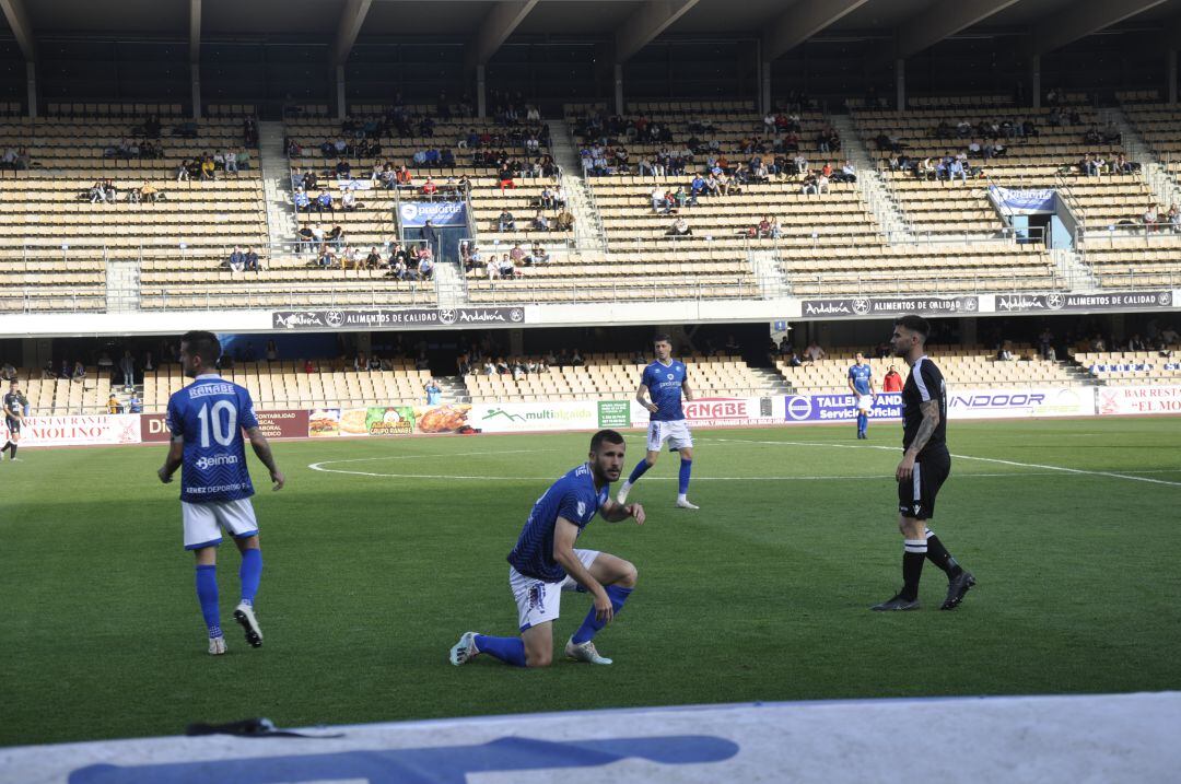 Alex Colorado durante el partido ante el Xerez CD en Chapín