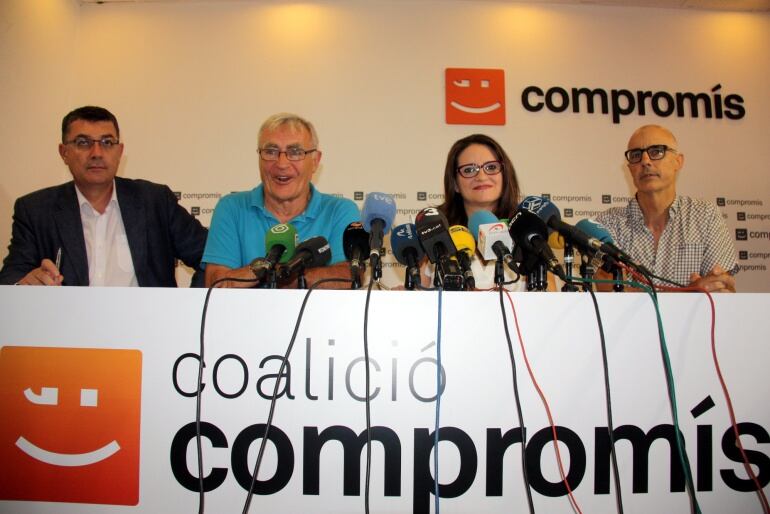 FOTO: Oltra proposa que Ximo Puig presideixi el govern valencià amb 10 conselleries repartides entre PSPV, Compromís i Podem