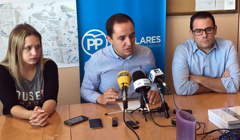 El portavoz del PP, Sergio López, asegura que ahora no es necesario un nuevo colegio en El Vivero.