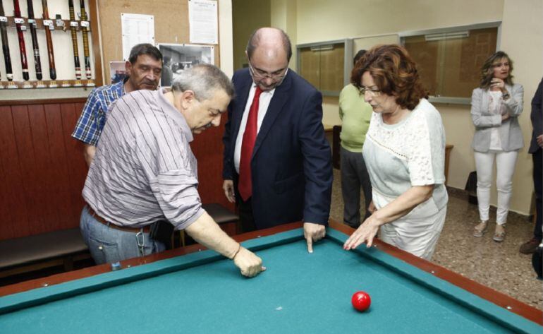 El presidente de Aragón ha visitado hoy el Hogar de Mayores de Las Fuentes