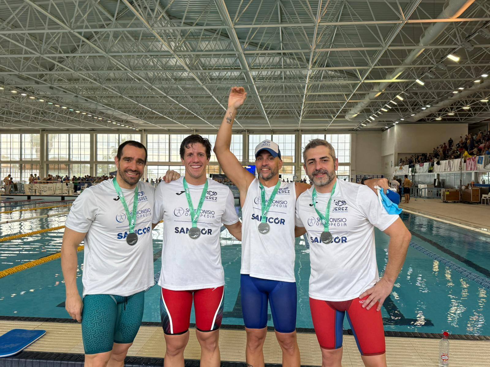 Nadadores del Jerez Natación Máster
