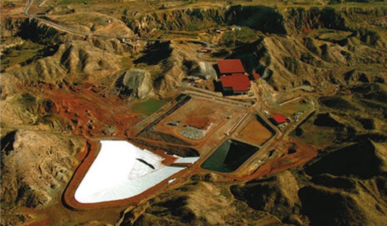 La planta de Piedra Negra, en Xixona, recibe los residuos de 37 munipios alicantinos.