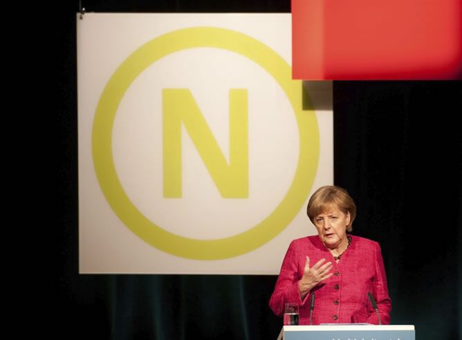 La canciller alemana Angela Merkel pronuncia un discurso durante el Consejo de Sostenibilidad de Alemania