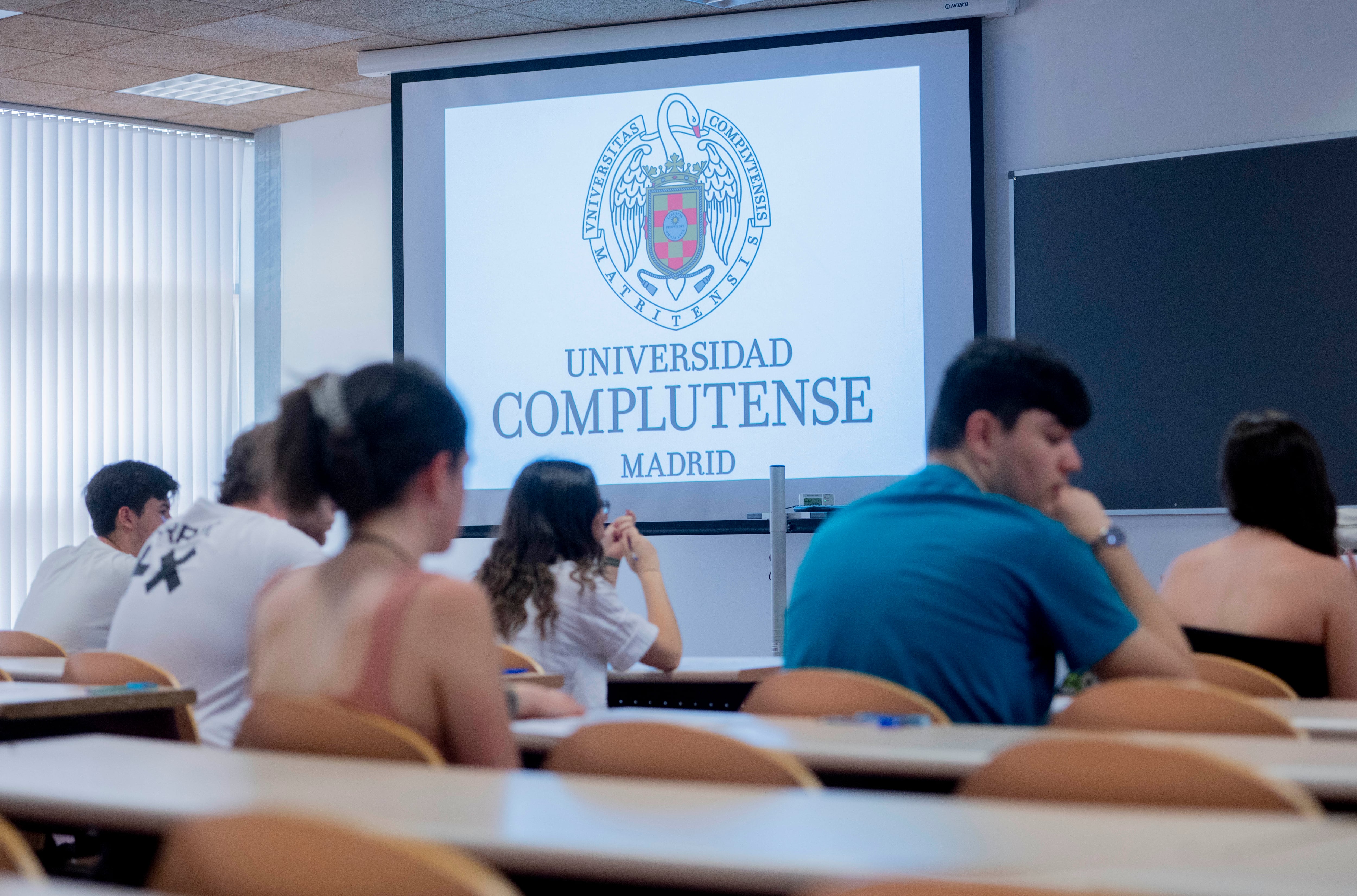 Exámenes de la EvAU en la Universidad Complutense de Madrid.