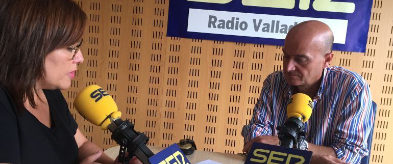 Charo Chávez, en los estudios de Radio Valladolid