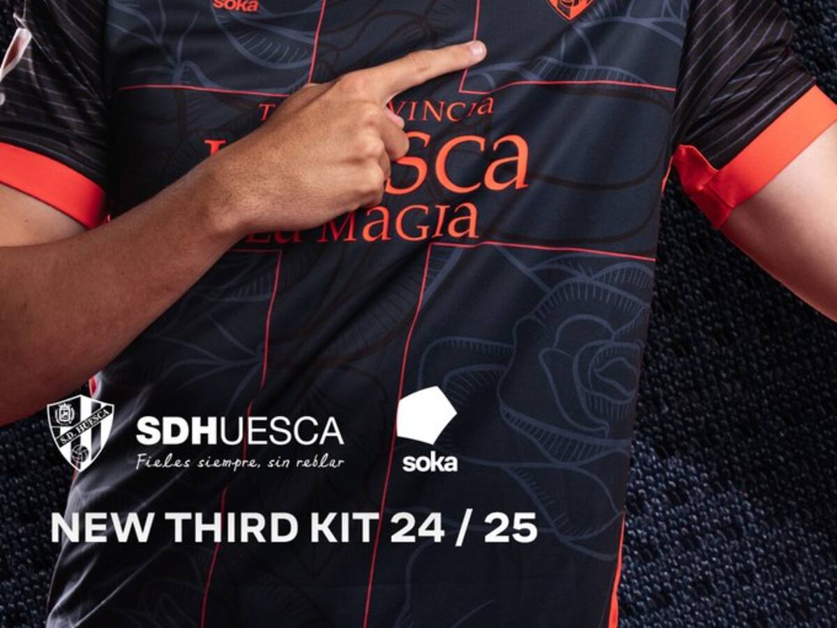 La cruz acompañará a la SD Huesca como tercera equipación