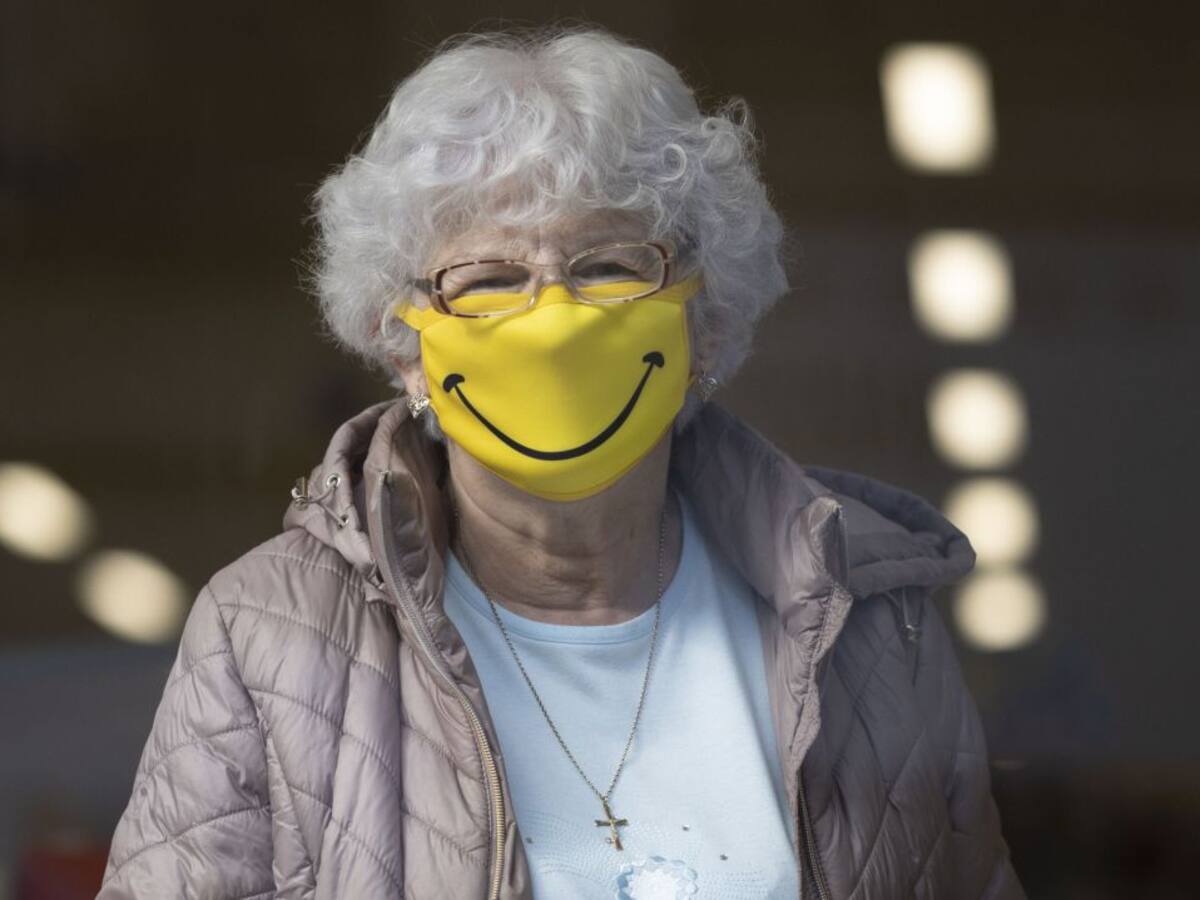 ¿Es lo mismo la felicidad que la alegría? La psicóloga Esther Mezcua te explica las diferencias