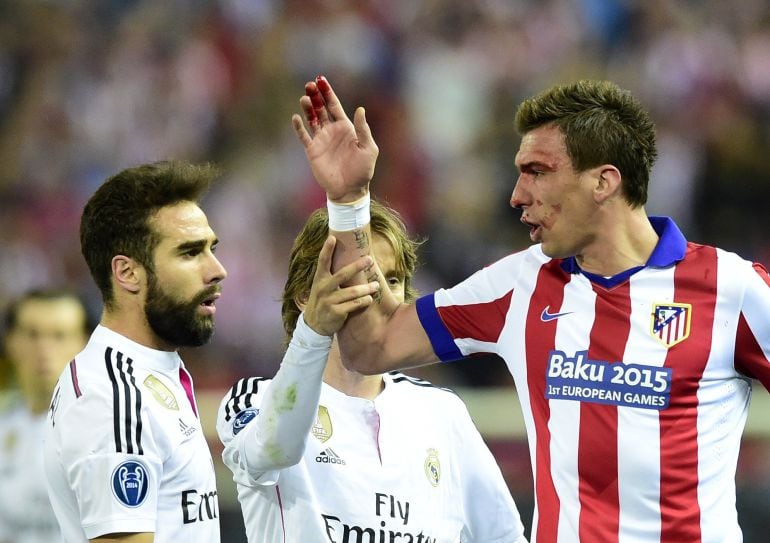 Madzukic y Carvajal discuten después de su &#039;encuentro&#039;