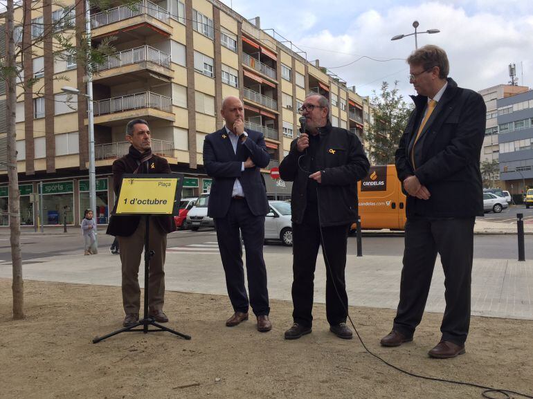 D&#039;esquerra a dreta, els alcaldes de Móra la Nova, La Ràpita, Roquetes i Tortosa, en un moment de l&#039;acte institucional.