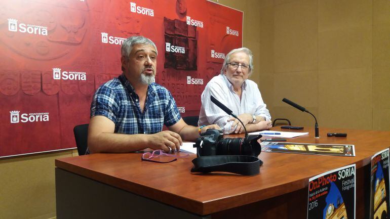 Juan Carlos Rodrigo y Jesús Bárez en la presentación de OnPhoto Soria