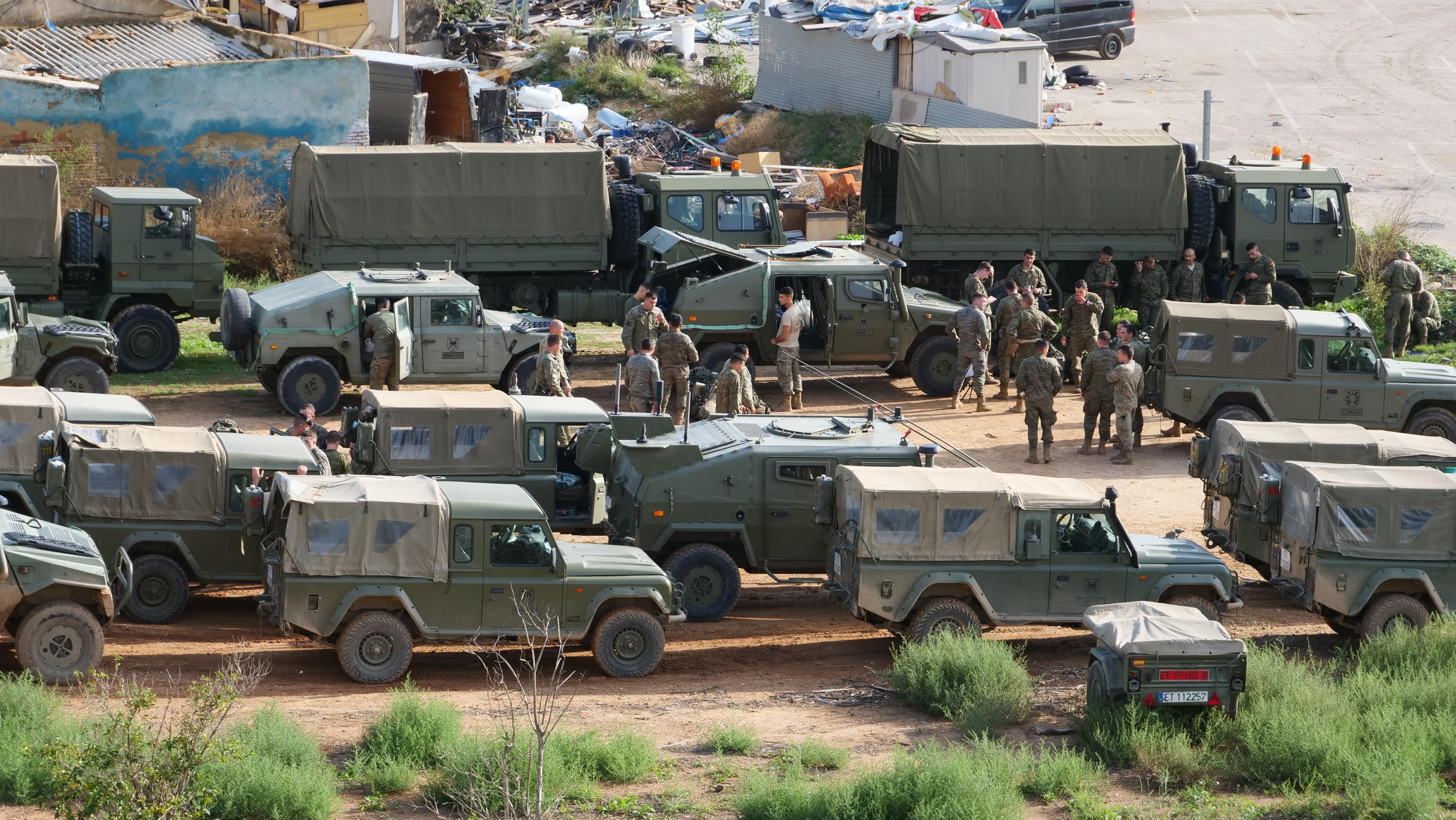 Feria Valencia, base de operaciones para los militares desplazados a València para colaborar en las tareas de rescate y recuperación