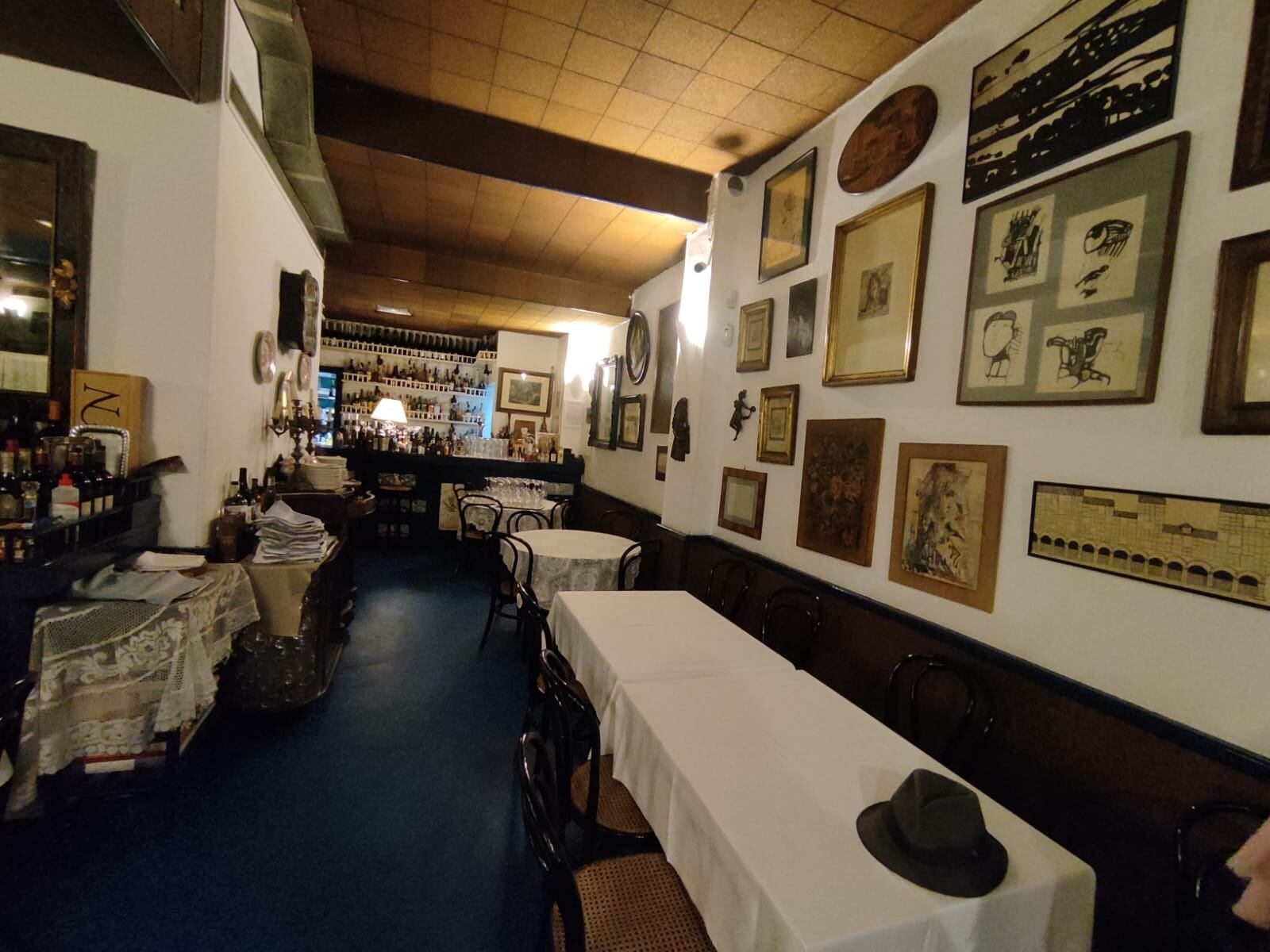 Interior del restaurante Sacha