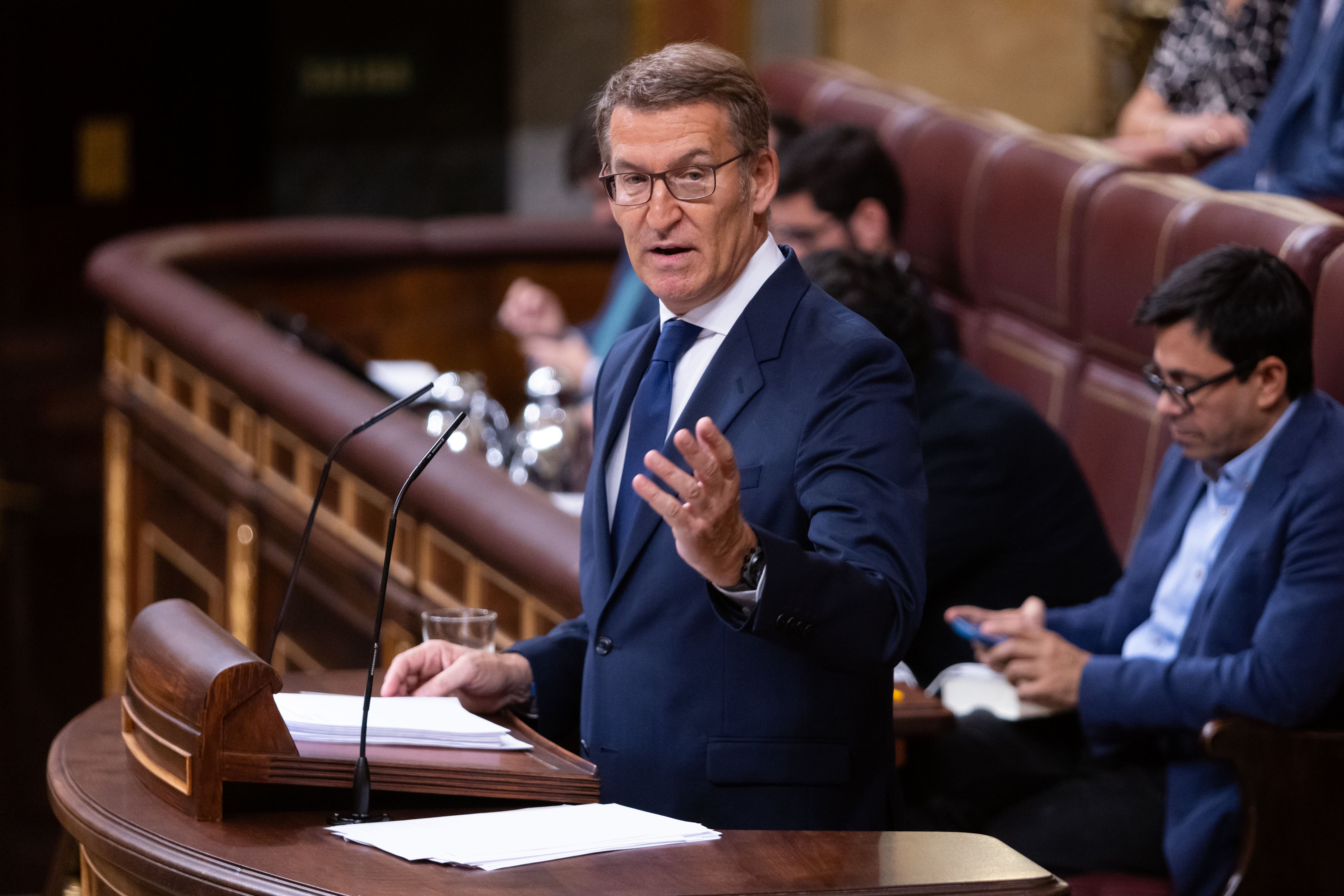 El líder del PP, Alberto Núñez Feijóo, durante su discurso de investidura.