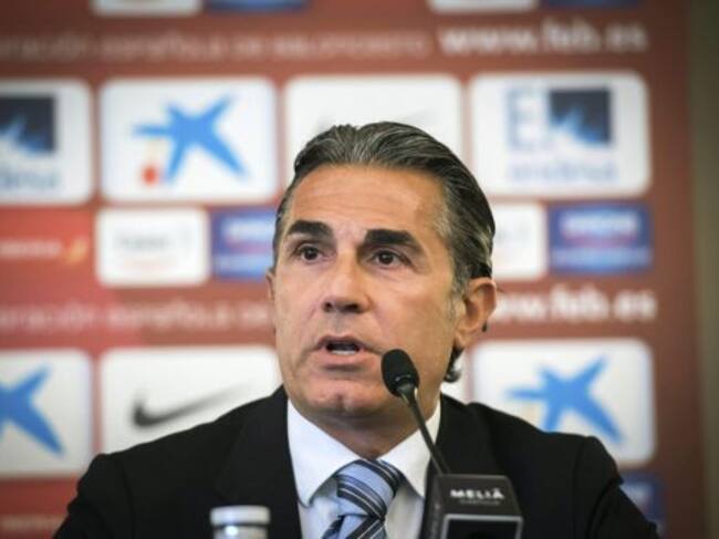 GRA220 MADRID,7/5/2015.- El italiano Sergio Scariolo, durante su presentación como seleccionador nacional de baloncesto. Scariolo ya estuvo al frente del combinado nacional entre los años 2009 y 2012, en los que conquistó dos medallas de oro en los Europe