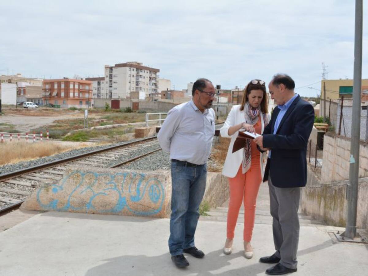 La alcaldesa de Águilas critica las condiciones del servicio de Cercanías