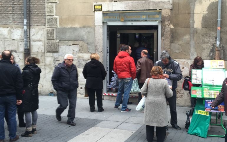 Despacho de Lotería situado en la calle Santiago