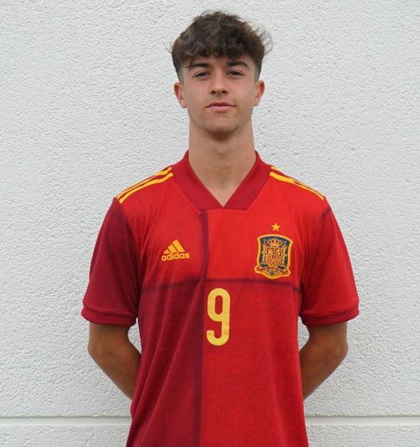 Hugo Alba vuelve a vestir la camiseta de la Selección Española