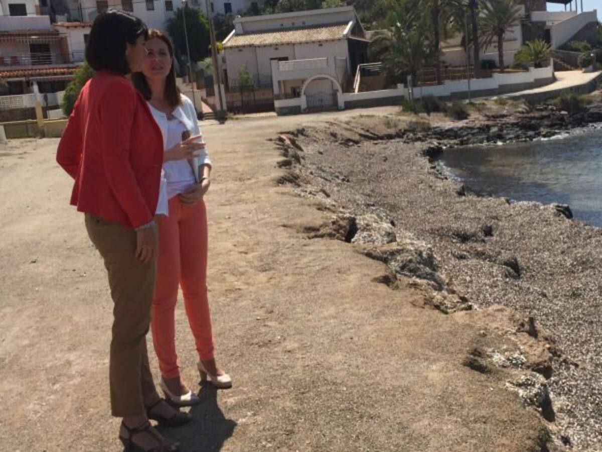 Moreno: "Las pérdidas en playas en Aguilas por el temporal superan los 300.000 euros"