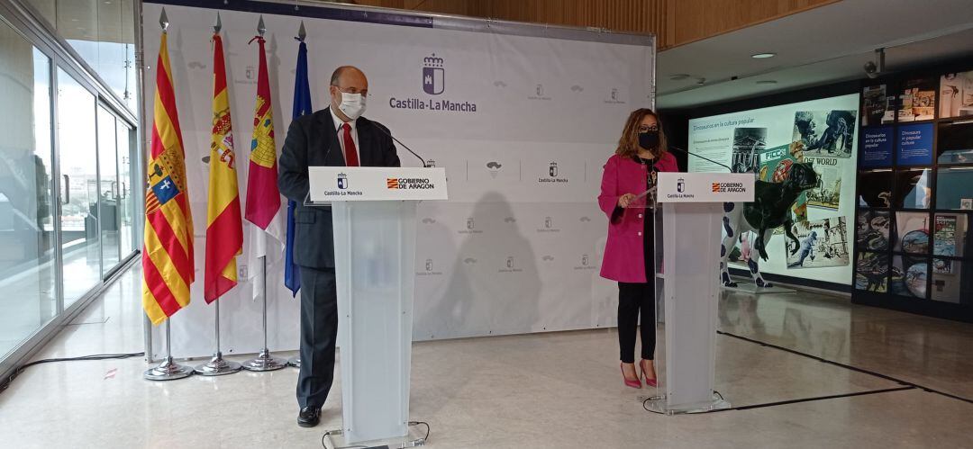 Mayte Pérez y José Luis Martínez Guijarro durante la rueda de prensa tras la reunión