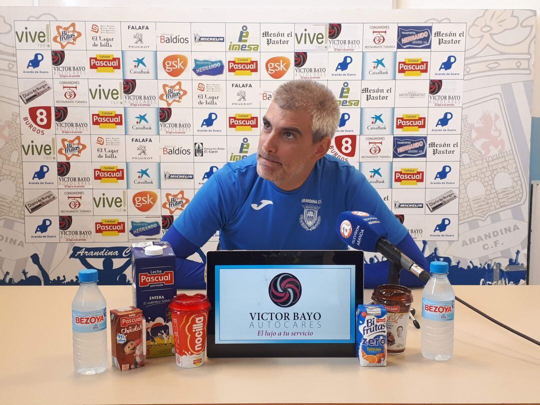 Javier Álvarez de los Mozos, técnico de la Arandina.