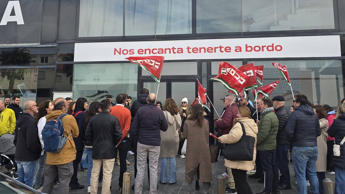 Los trabajadores afectados por el ERE de DFDS comienzan movilizaciones