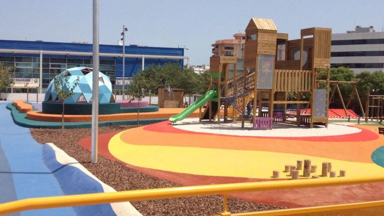 Parque infantil nuevo, el más grande de Ibiza