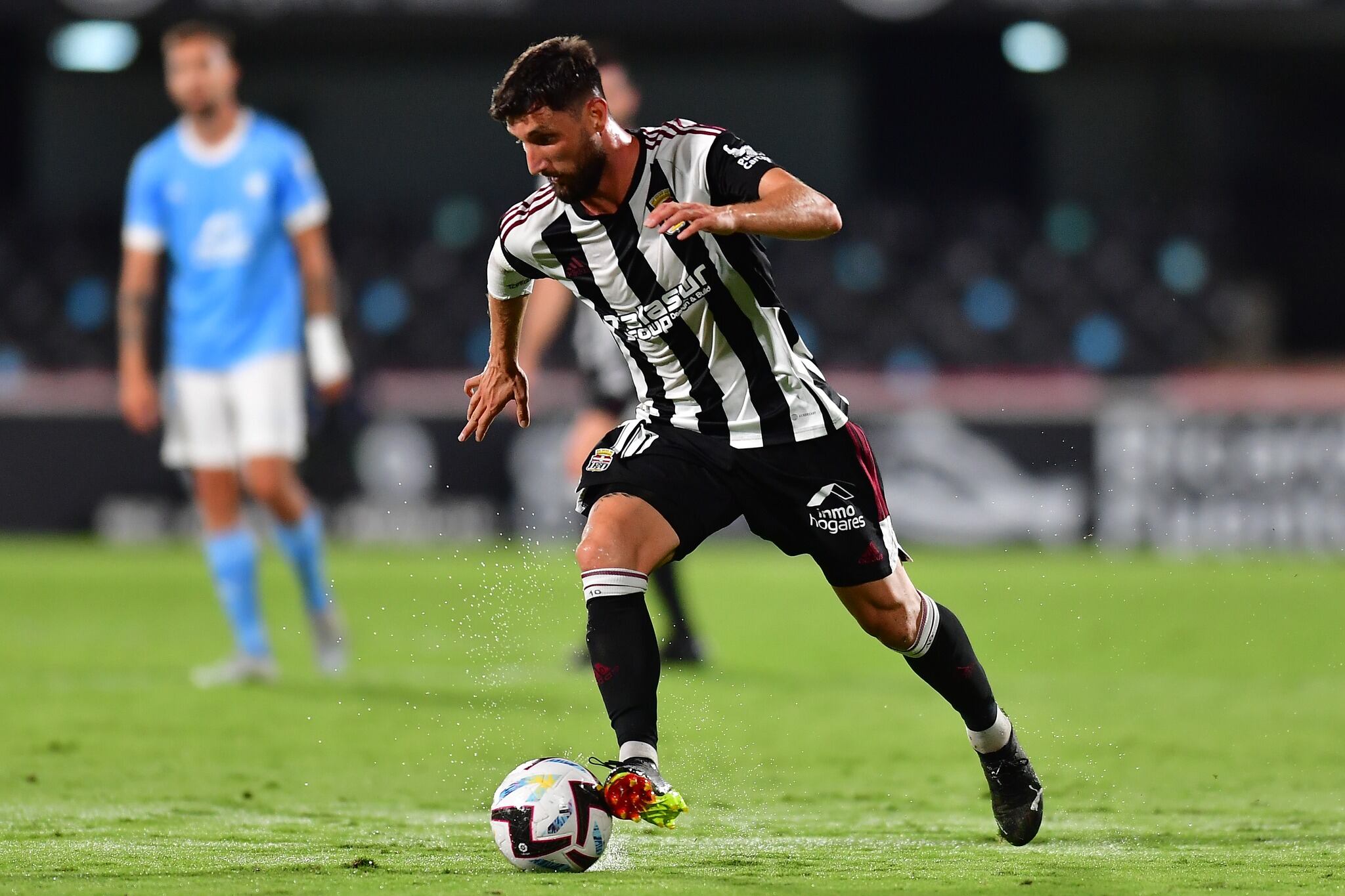 Borja Valle mueve la pelota la pasada jornada