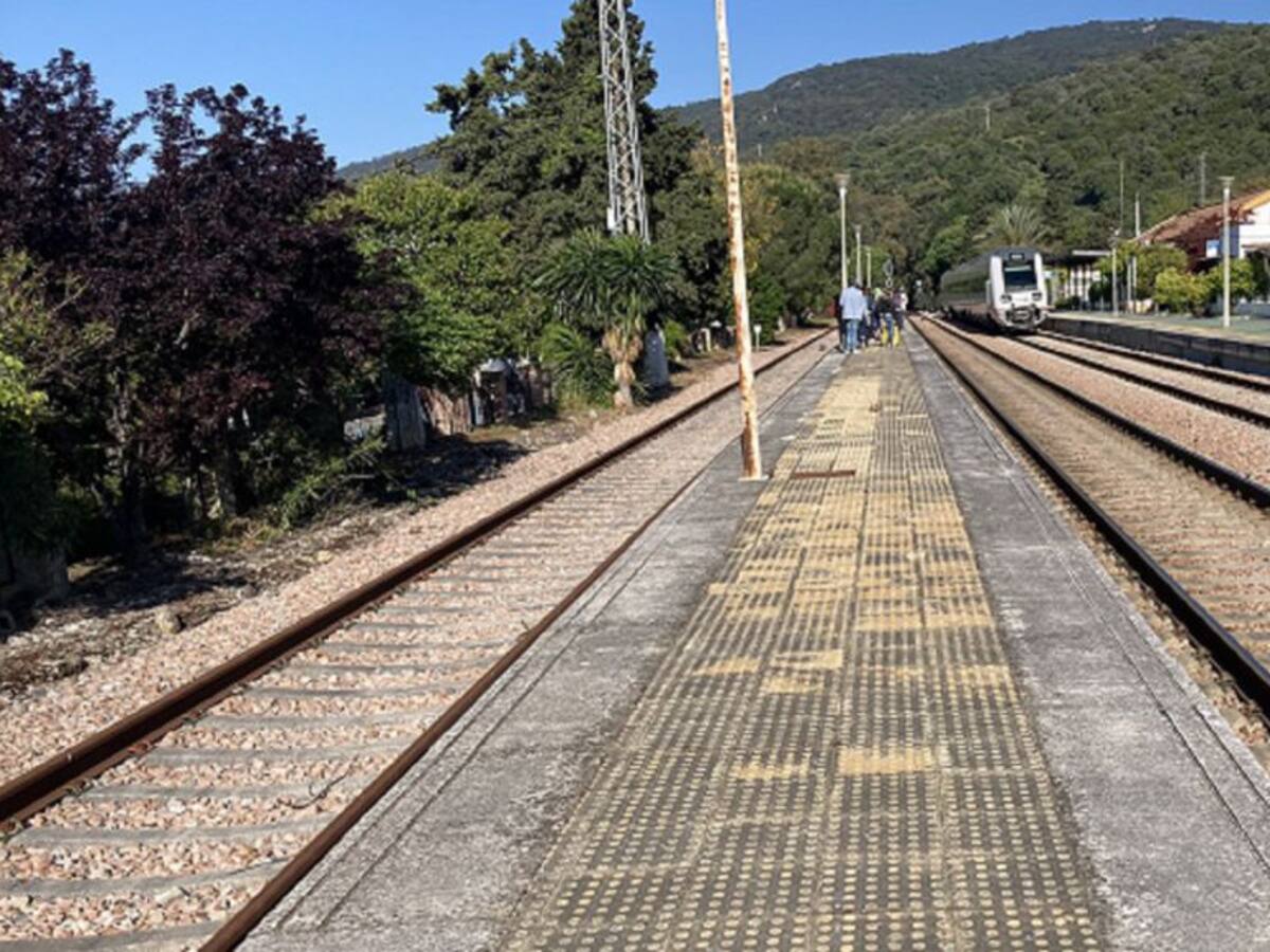 El tren Algeciras-Madrid se estropea en Gaucín y acumula hasta cinco horas de retraso