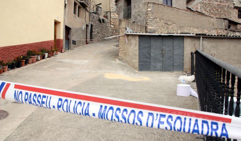 Carrer d&#039;Arbolí on va tenir lloc el succés durant el matí del passat divendres dia 28 de febrer. 