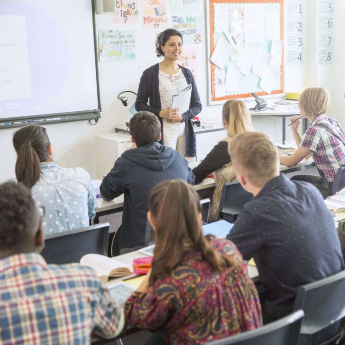 López Miras critica la "persecución" del Gobierno a la educación concertada