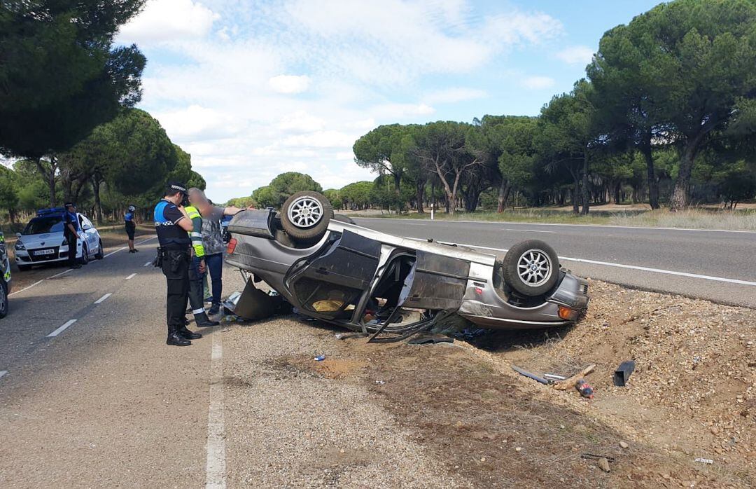 Una persona pierde la vida en una colisión entre dos turismos en la CL-610 en Valladolid