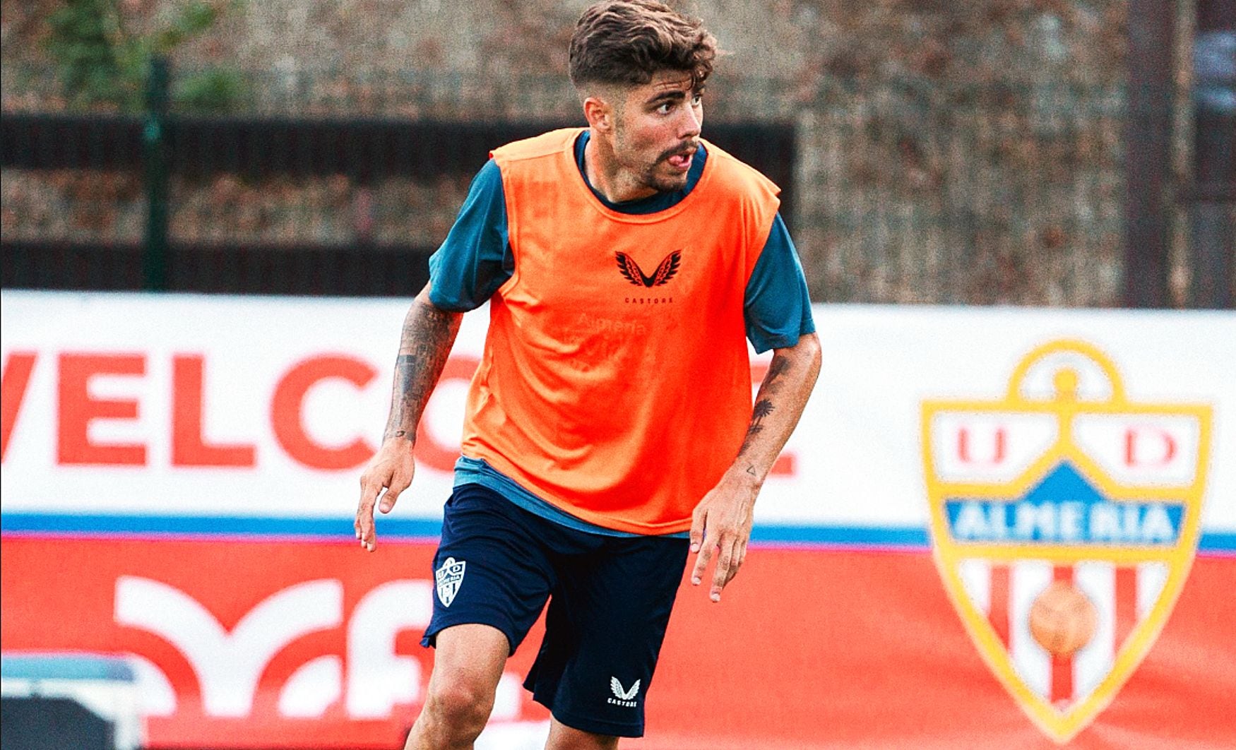 Pozo ha cambiado su rol en el Almería con la vuelta de Rubi.