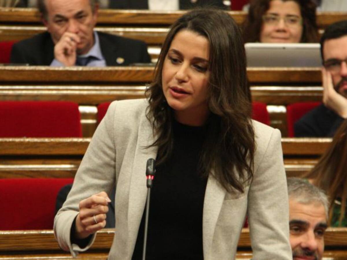 Arrimadas acusa Puigdemont de 'judicialitzar la política'