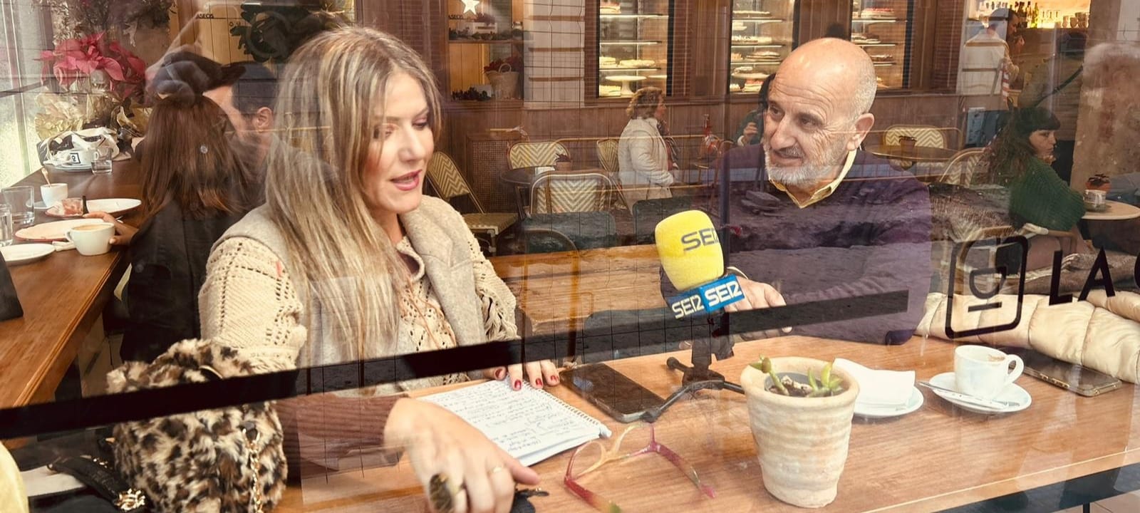 Paco Gil, fotógrafo onubense y Ana Gil, periodista de la SER de Huelva