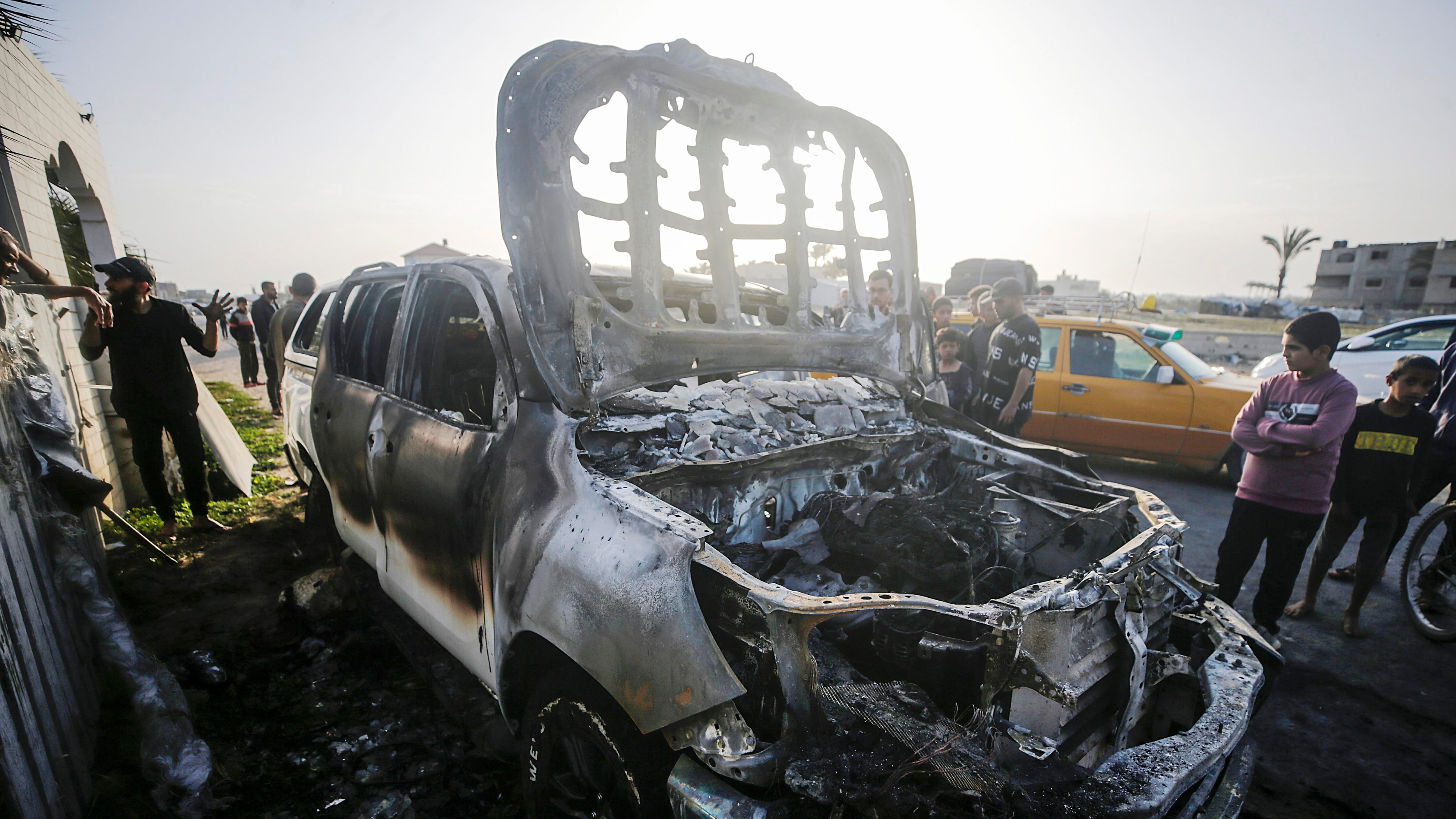 Vehículo destruido de la ONG World Central Kitchen (WCK) en la región palestina de Jan Yunis / Imagen de archivo