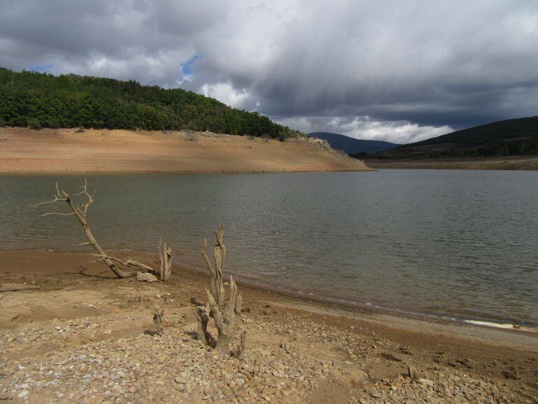 Embalse de Requejada