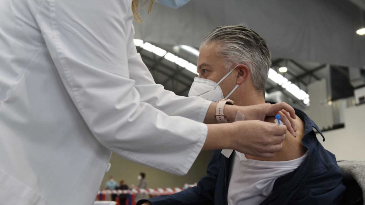 Sube la tasa de contagios de Covid-19 en Linares durante el fin de semana hasta 151 casos