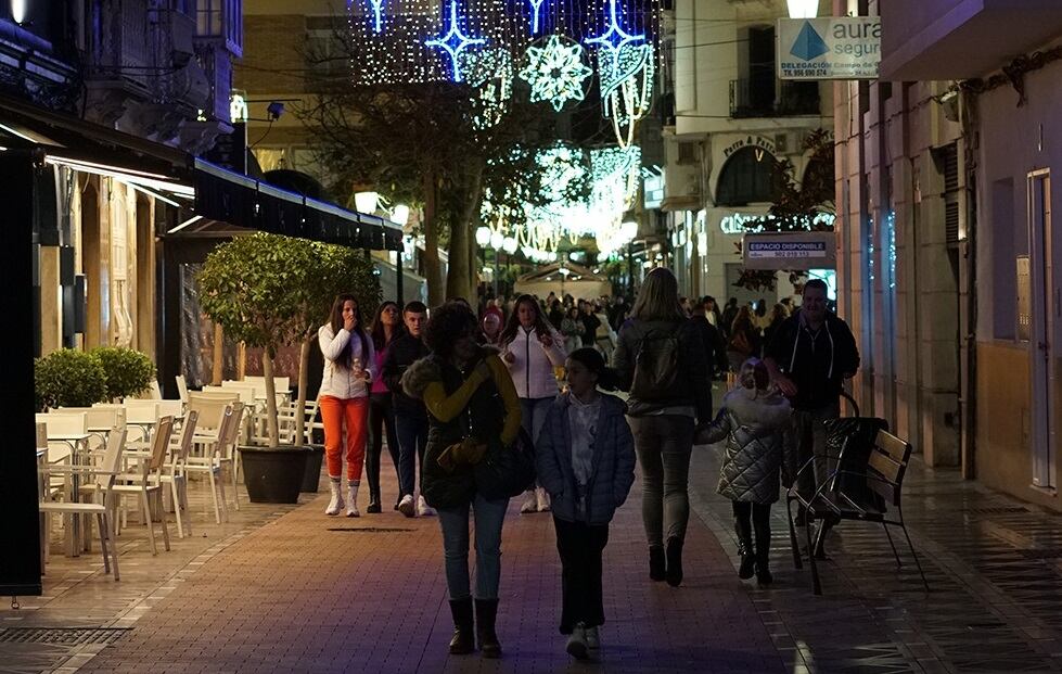 Una calle del centro de La Línea, durante este pasado fin de semana.