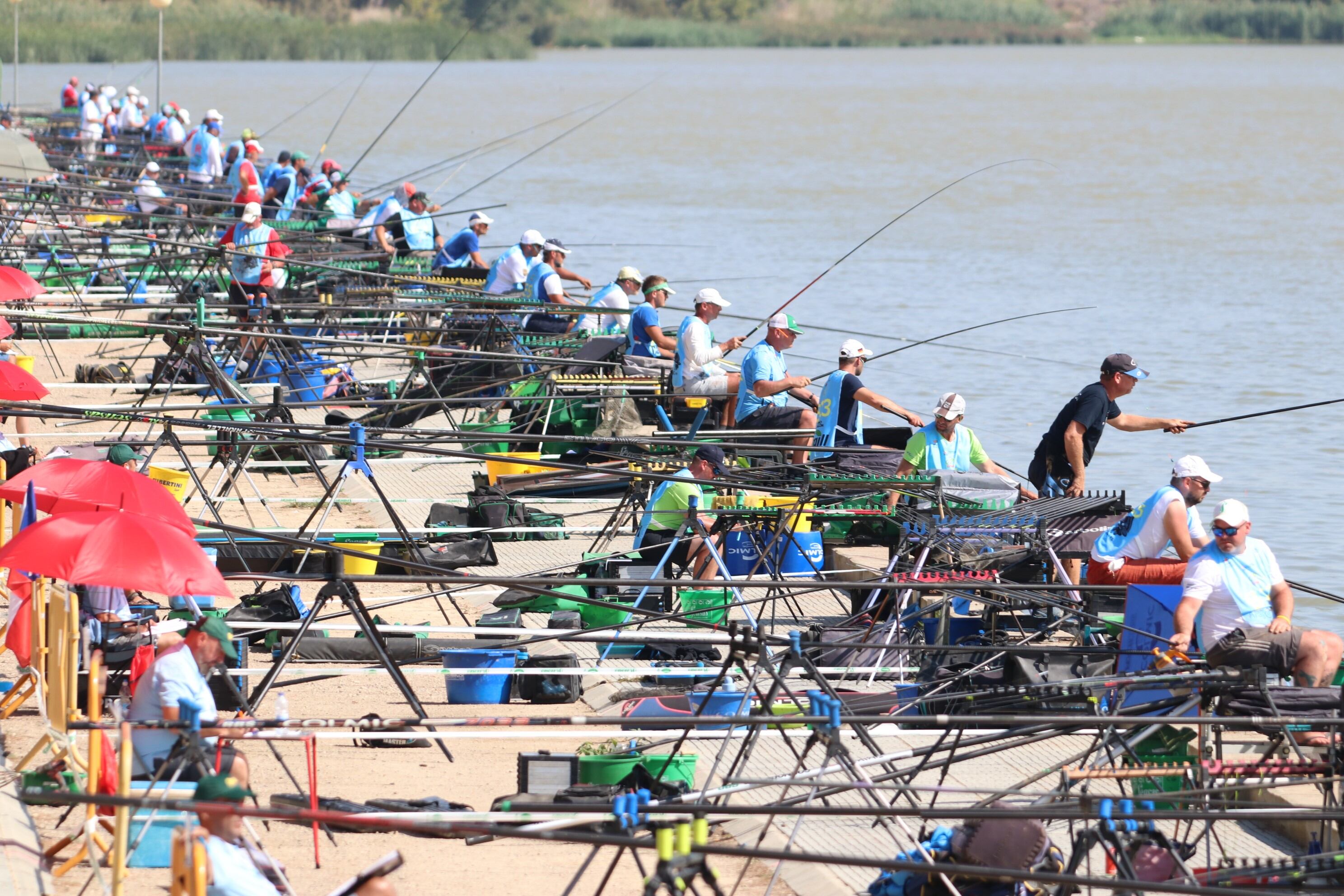 El entorno de Mequinenza atrajo a cerca de 25.500 pescadores de todo el mundo en 2024